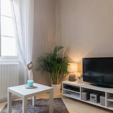 Coquet T1 Quartier Des Halles Apartamento